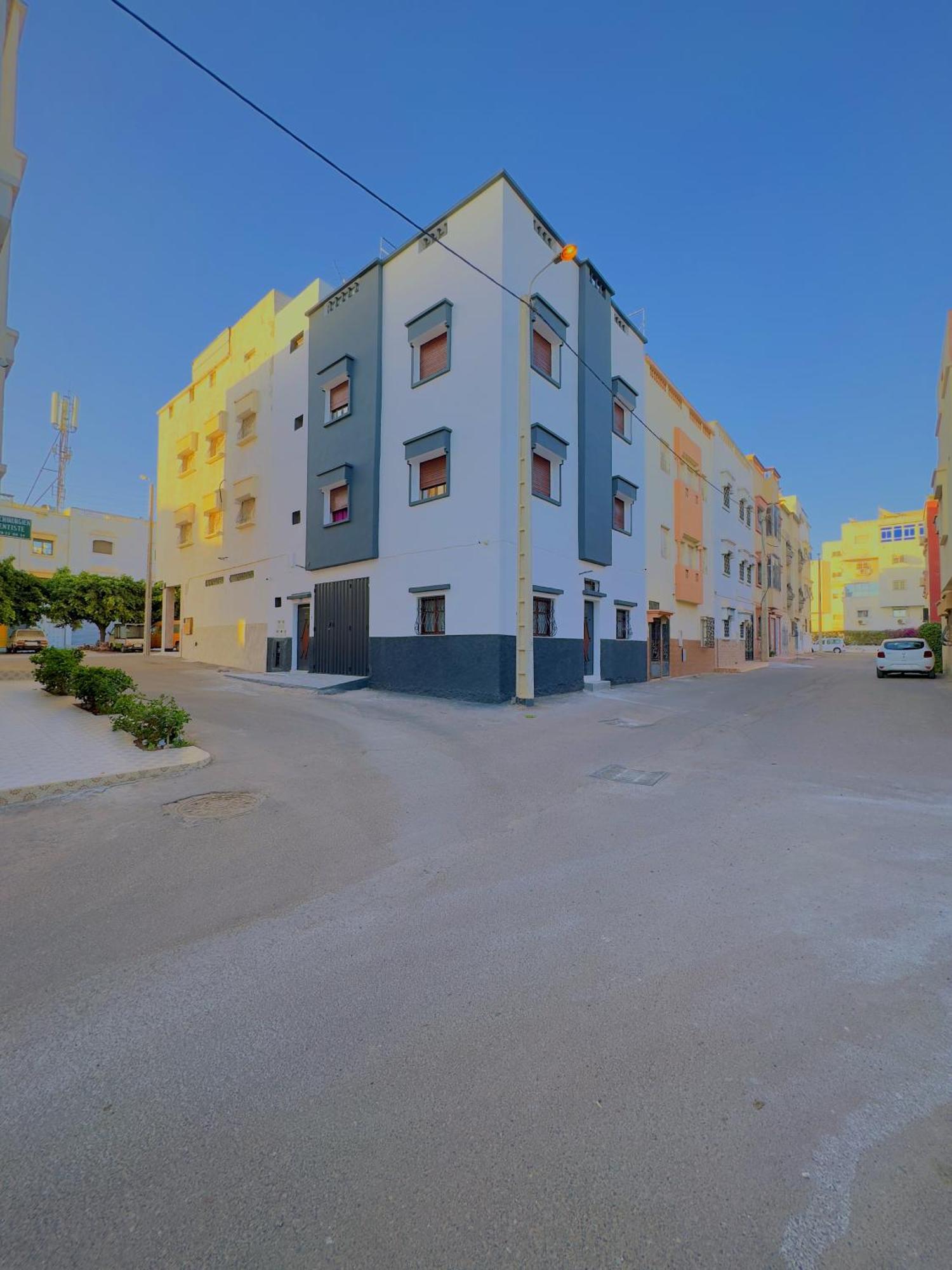 Quiet Central Home Near Beach - High Speed Wifi, Free Parking & Private Entry Agadir Exterior photo