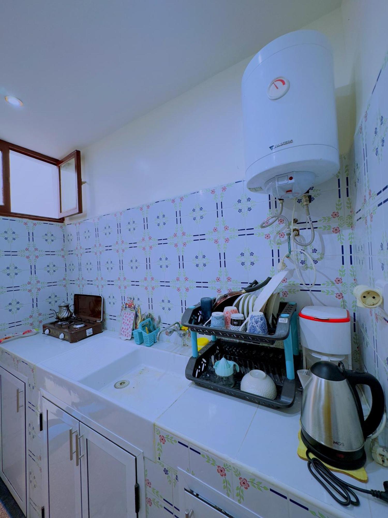 Quiet Central Home Near Beach - High Speed Wifi, Free Parking & Private Entry Agadir Exterior photo